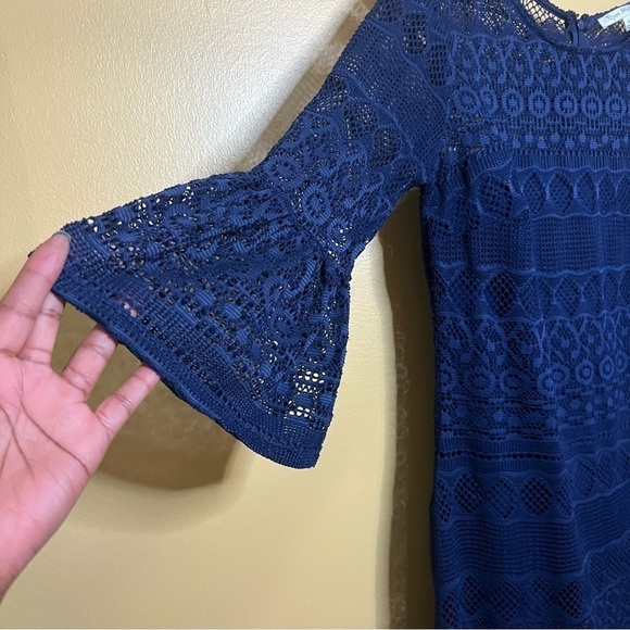 RYAN MICHELLE | Bell-sleeve dress - Picture 8 of 8